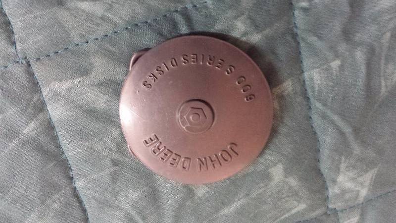 lot 63 image: John Deere Palm Springs Disk