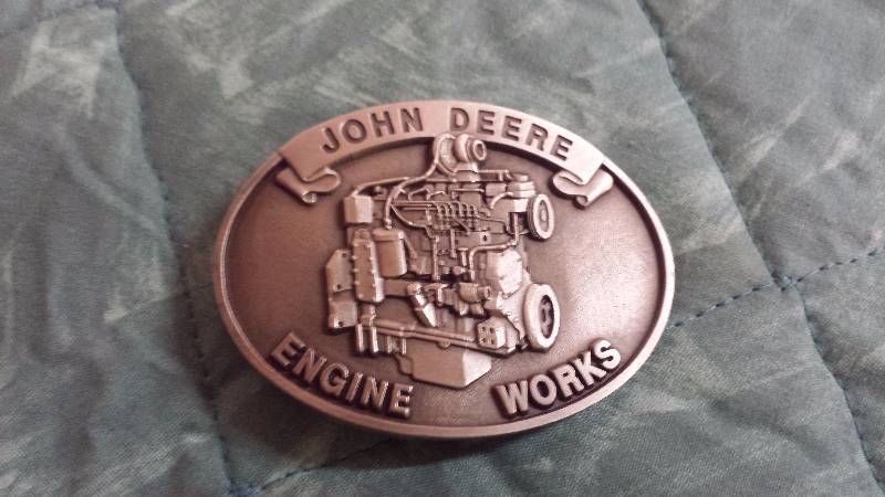 lot 147 image: John Deere Engine Works Series 5