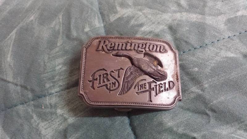 lot 157 image: Remington Canada Goose