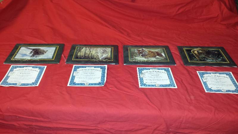 lot 200 image: Bradford Exchange Collectible Plates