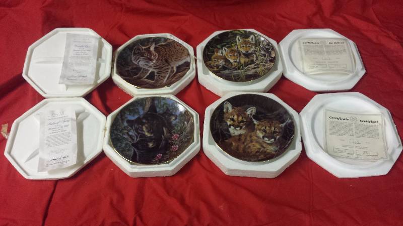 lot 204 image: Hamilton CollectionDominion China Collectible Plates