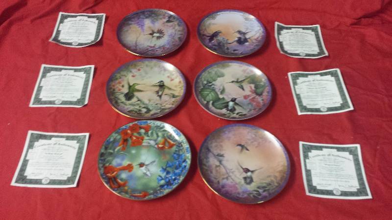 lot 215 image: Bradford Exchange Collectible Plates