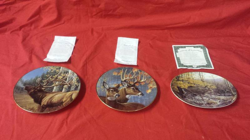 lot 216 image: Collectible Plates