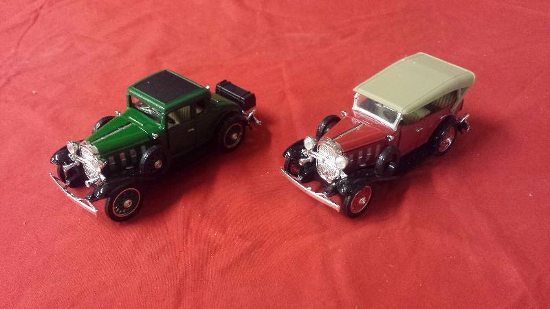 lot 223 image: Collectible Die-Cast Cars