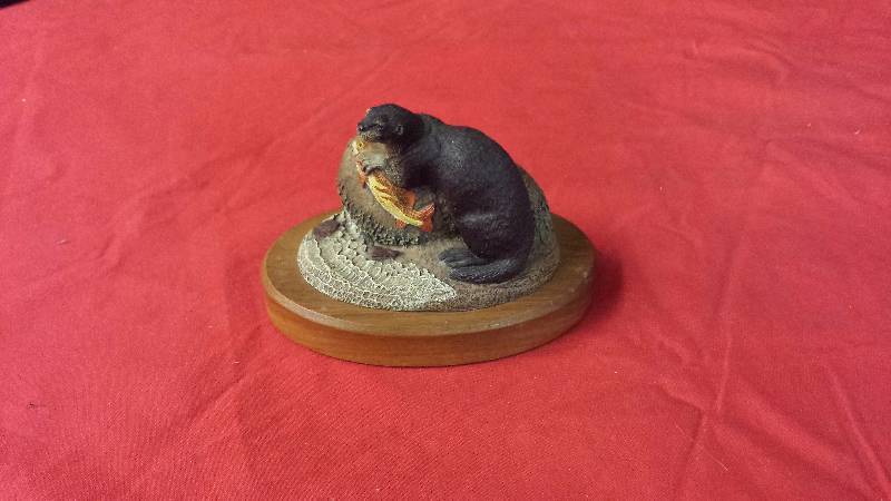 lot 259 image: The Hamilton Collection Otter