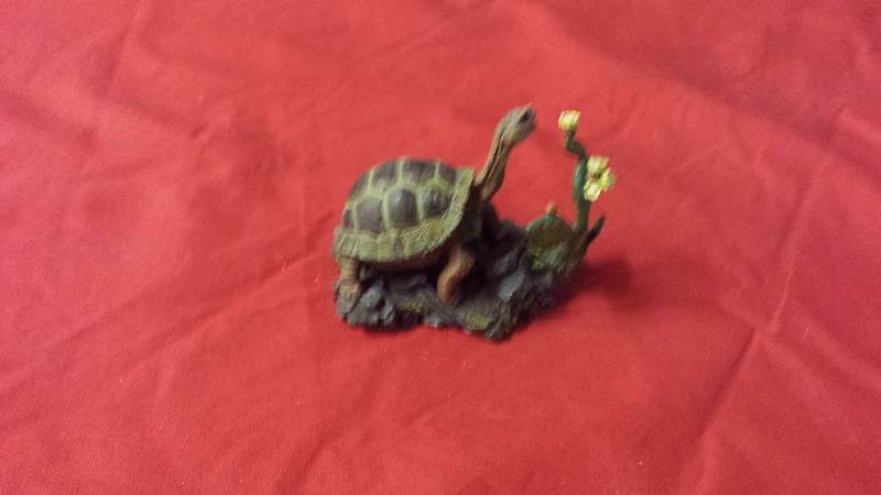 lot 263 image: The Franklin Mint  Geochelone Elephantopus