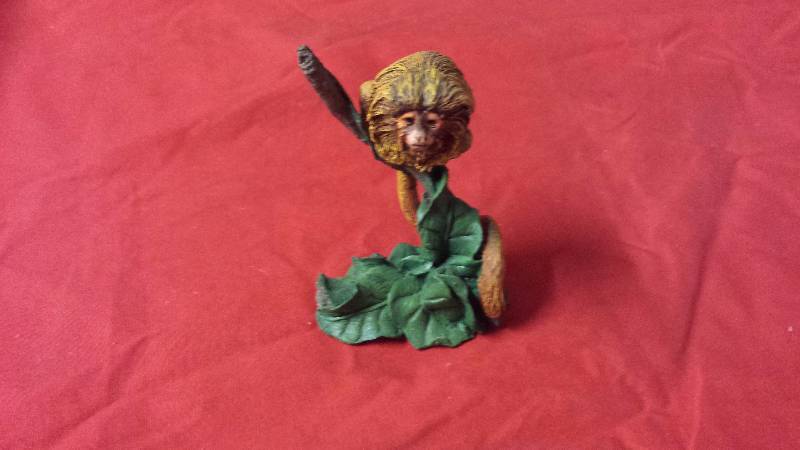 lot 270 image: The Franklin Mint Leontpithecus Rosalia Rosalia