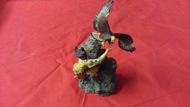 lot 274 image: The Franklin Mint BlackfootEagle American Indian Heritage Foundation