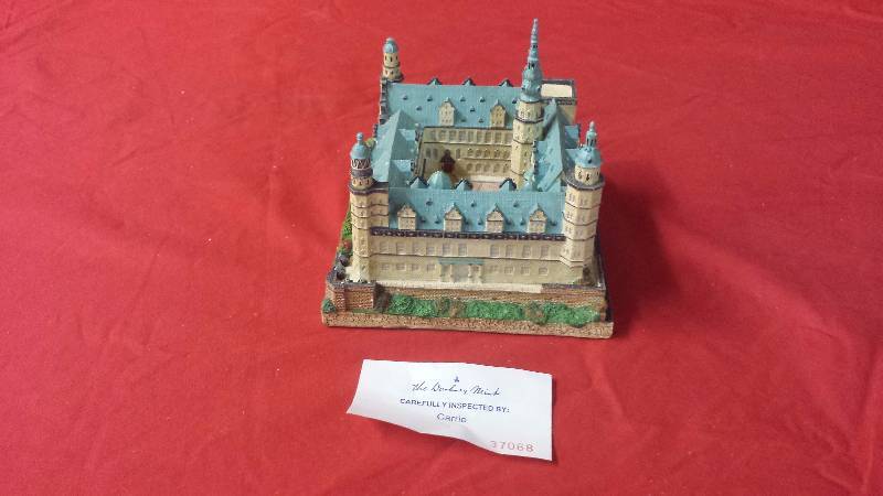 lot 286 image: The Danbury Mint Bronborg Castle Elsinore, Denmark