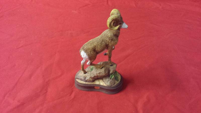 lot 290 image: The Franklin Mint Big Horn Sheep