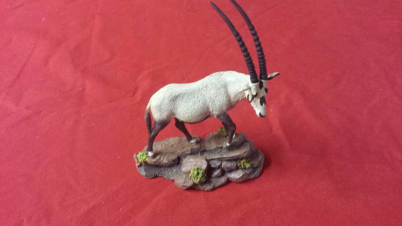 lot 293 image: The Franklin Mint Oryx Leucoryx