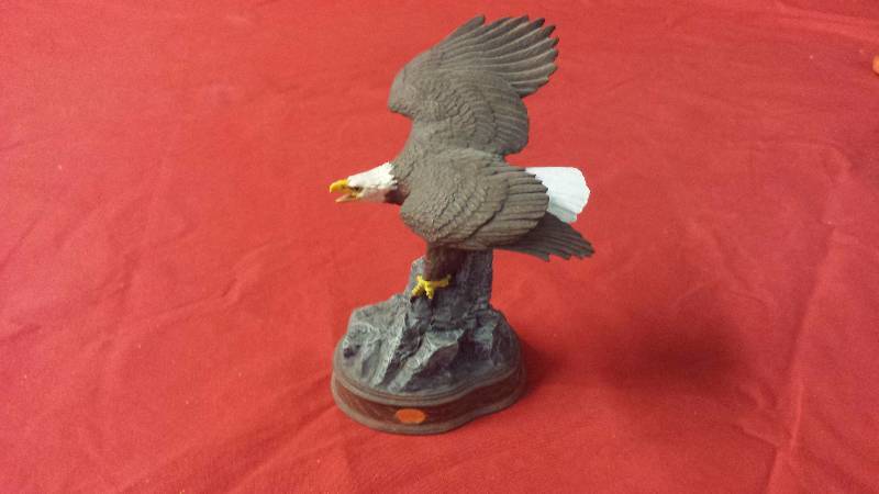 lot 298 image: The Franklin Mint The Bald Eagle Yellowstone National Park