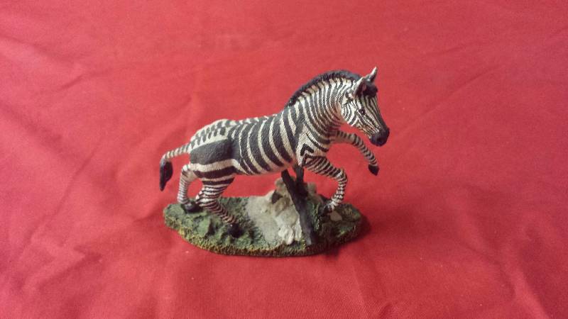 lot 307 image: The Franklin Mint Equus Zebra Zebra