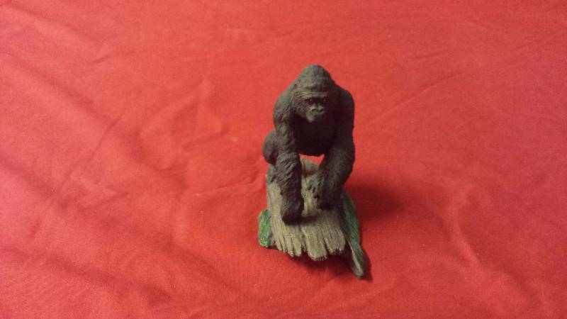 lot 309 image: The Franklin Mint Gorilla Gorilla