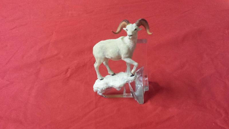 lot 315 image: The Franklin Mint Alaskan Dall Goat Glass Base