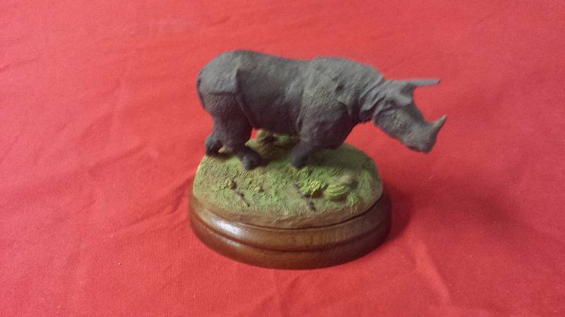 lot 318 image: The Franklin Mint Rhinoceros Unicornis