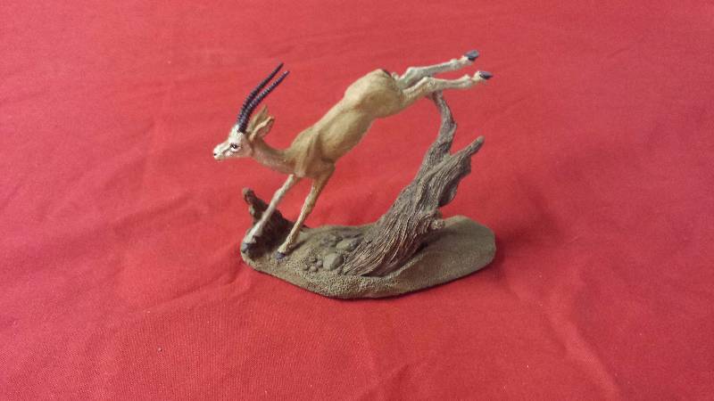 lot 321 image: The Franklin Mint Gazella Leptoceros