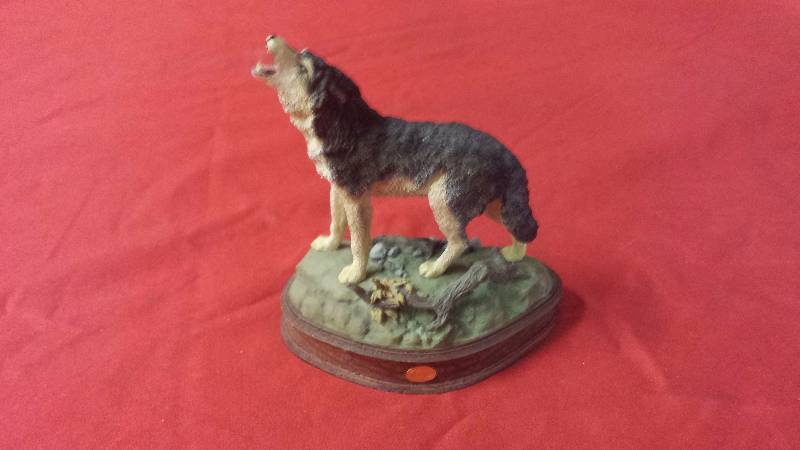 lot 324 image: The Franklin Mint The Greg Wolf Glacier National Park