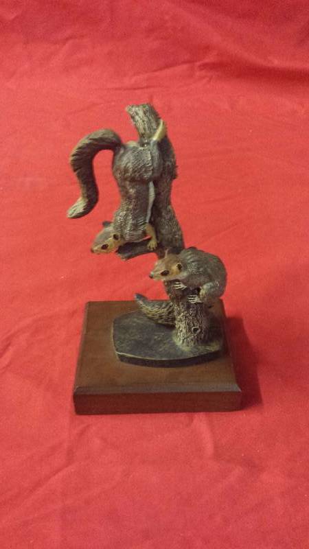 lot 331 image: The Hamilton Collection The Audubon Grey Squirrels
