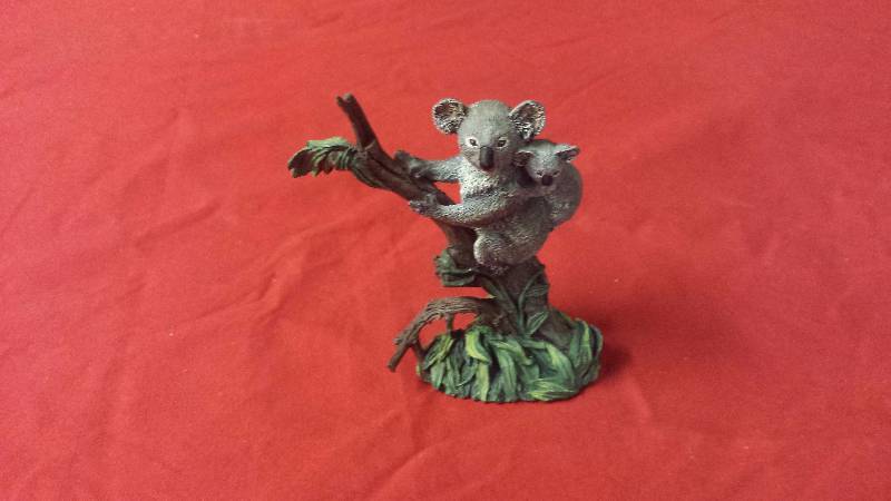 lot 338 image: The Franklin Mint  Phascolarctos Cinereus