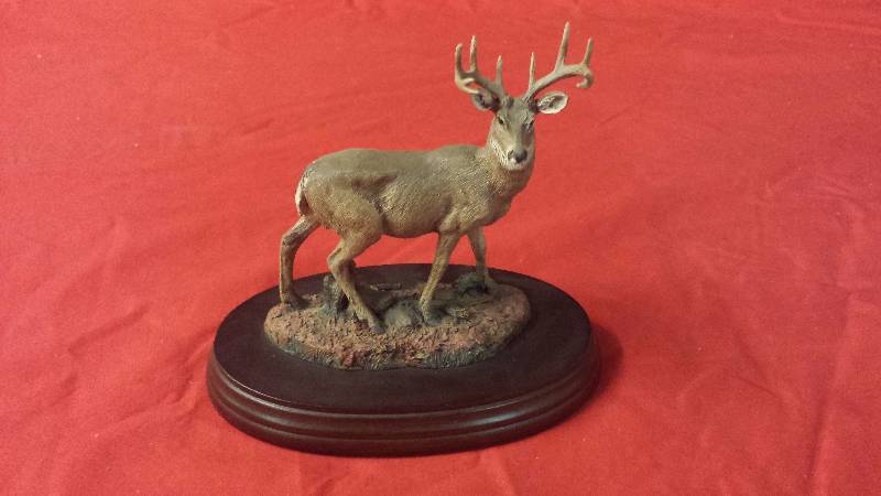 lot 339 image: The Hamilton Collection White Tailed Deer