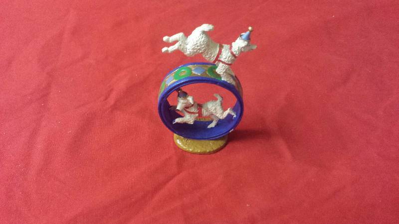 lot 348 image: Hamilton Collection Ringling Bros. Performing Poodles