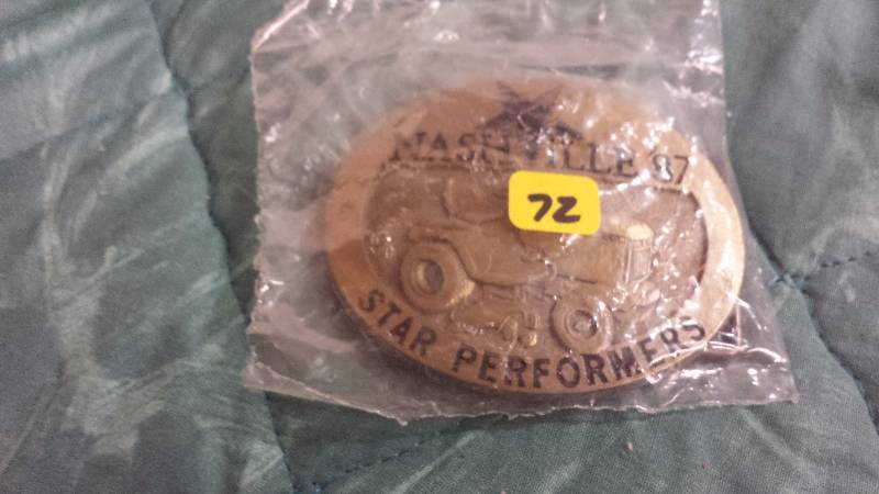 lot 121 image: Nashville 87 Star Performers
