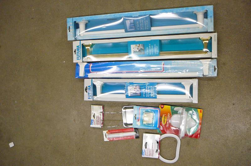Lot of Bath Room Accessories