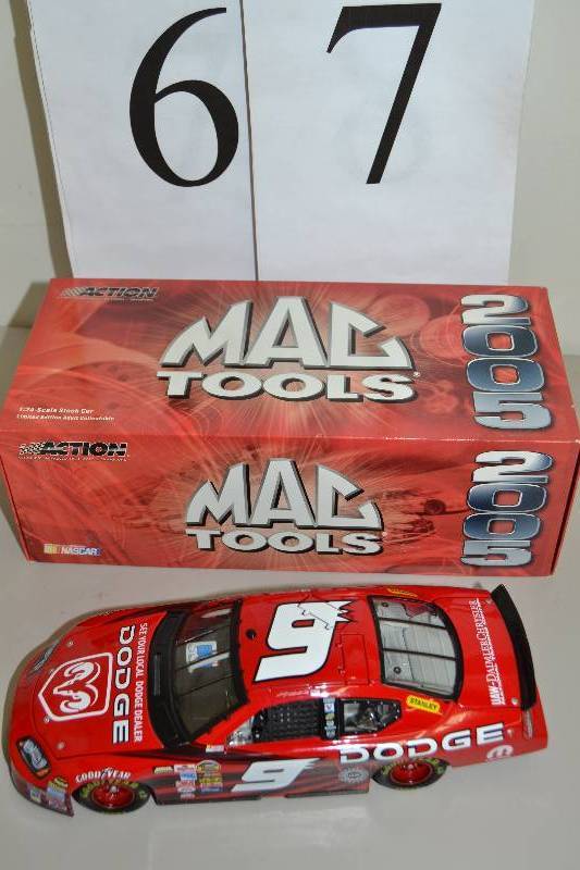 lot 67 image: Kasey Kahne