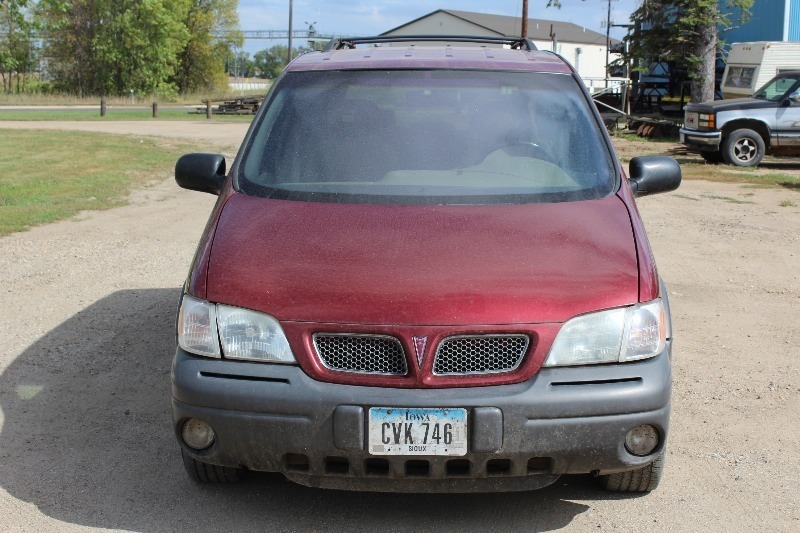 2000 Pontiac Montana - Re-list due to a No-Show Bidder
