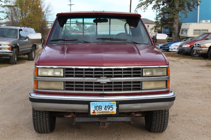 1990 Chevrolet C2500 Silverado Extended Cab Long Box -Low Milage ND Tuck