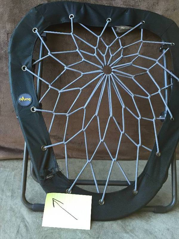 Bungee Chair damaged on 1 corner