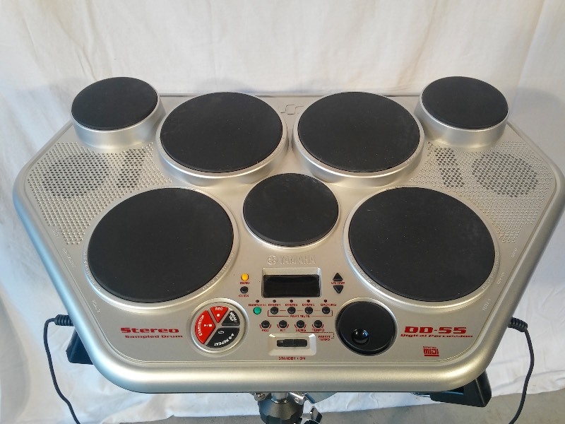 lot 1 image: Yamaha DD-55 Digital Drum