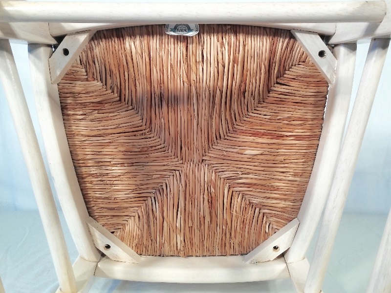 lot 17 image: (2) Very Nice Solid Chairs
