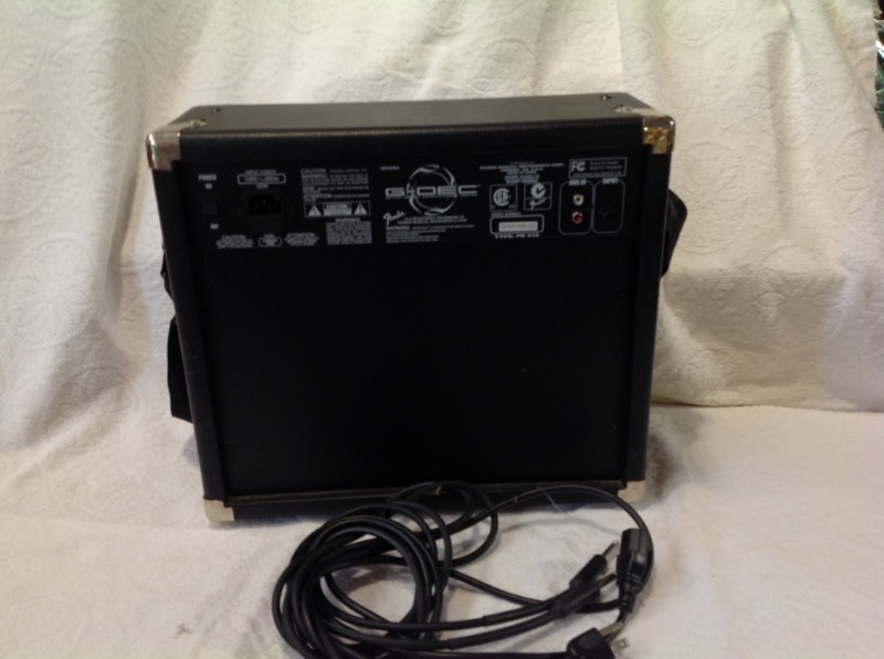 lot 15 image: Fender Model PR250 GDECGuitar Digital Entertainment CenterAmp