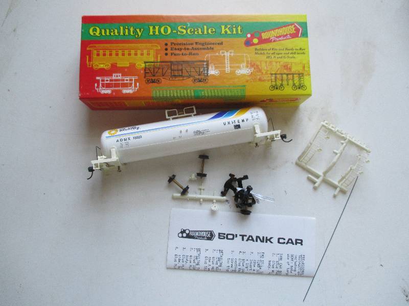roundhouse products model train num...