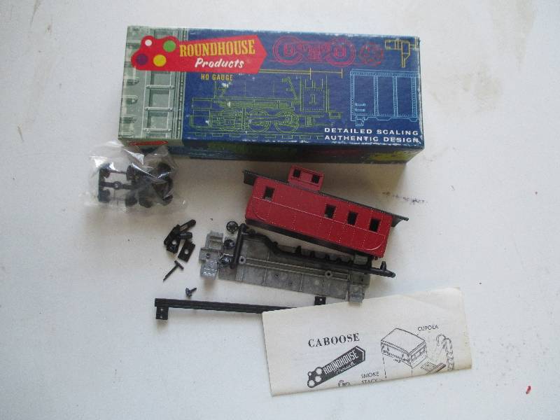 roundhouse products 26 4 window ca...