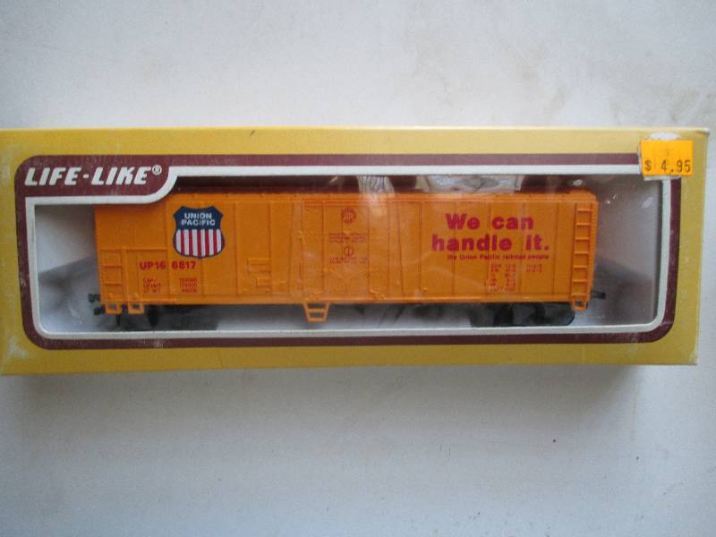 life-like 50 box car...