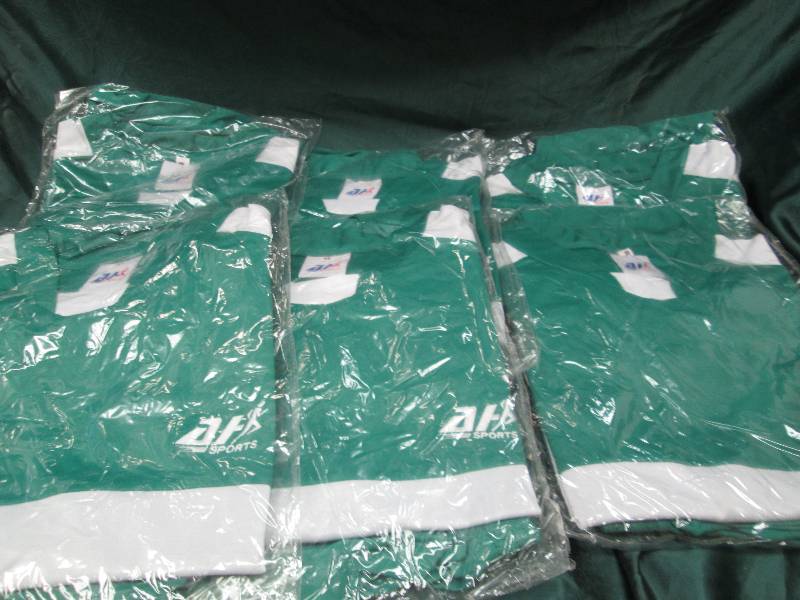 Qty 6 AF  sports green and white sh...