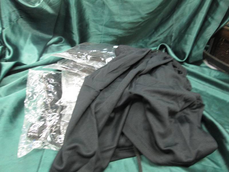 Qty 10 Black shorts size L...