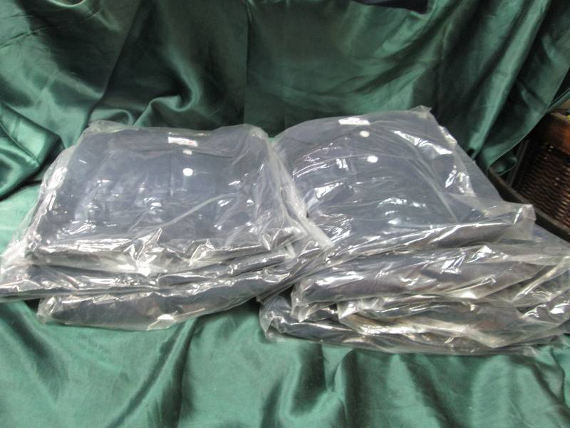 Qty  10 Navy short sleeve shirts si...