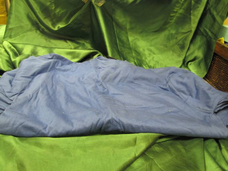 Qty 6 blue t-shirt size L Cotton He...