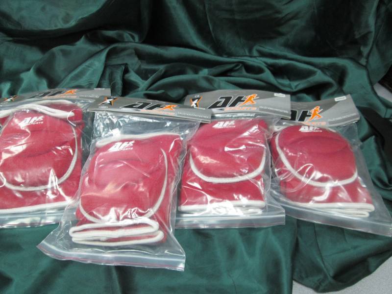 Qty 4 pkg of AF sports Volley knee ...