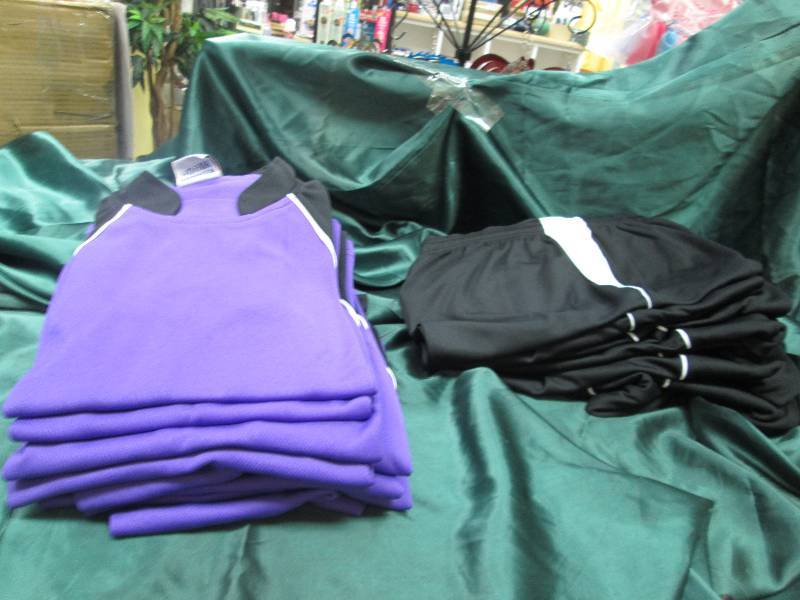 Qty 10 AF sports purple, white, and...
