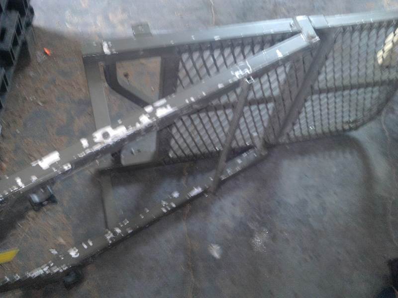 metal deer stand