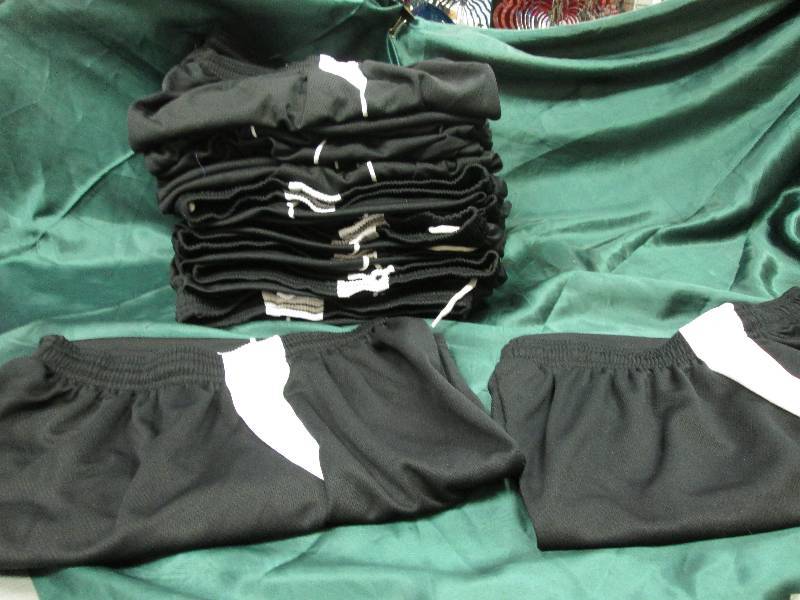 17 size YS, 1 size YM, and 1 size Y...