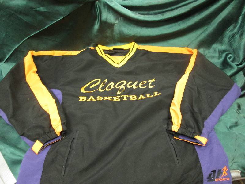 8 pull over tops with cloquet baske...