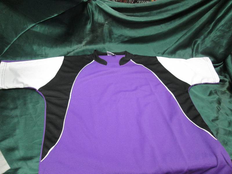 10 short sleeved purple black and w...