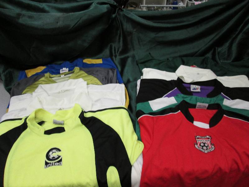10 short sleeved shirts variety of ...