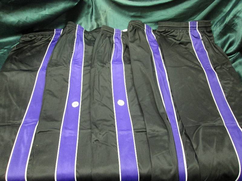 5 pairs of pants variety of styles ...